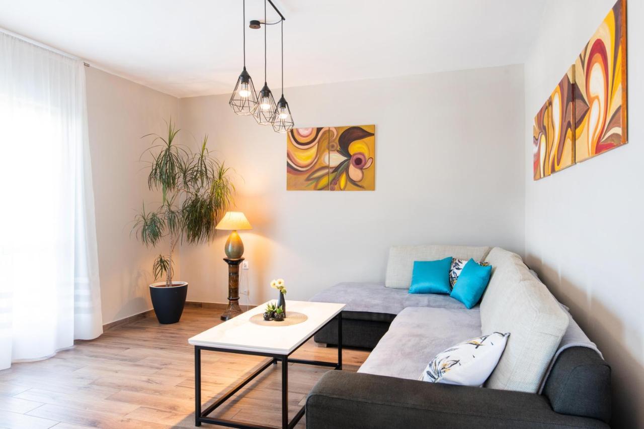 Superior Apartment Sincic Пореч Екстериор снимка