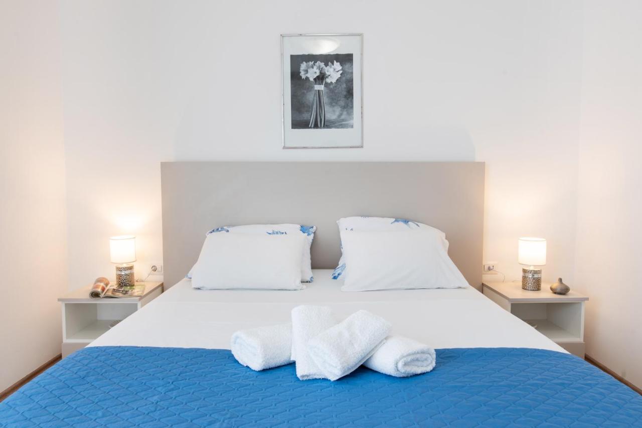 Superior Apartment Sincic Пореч Екстериор снимка
