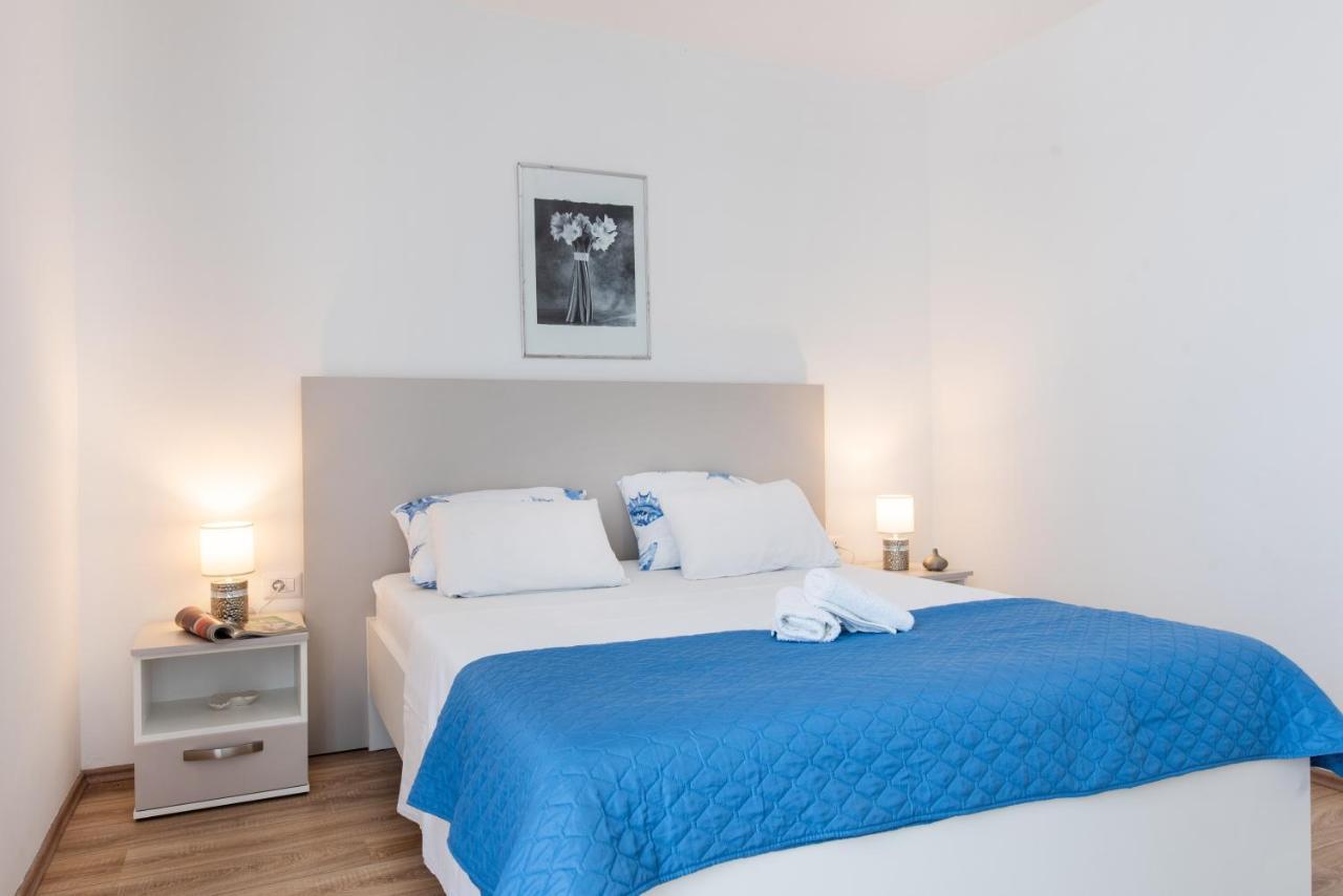 Superior Apartment Sincic Пореч Екстериор снимка