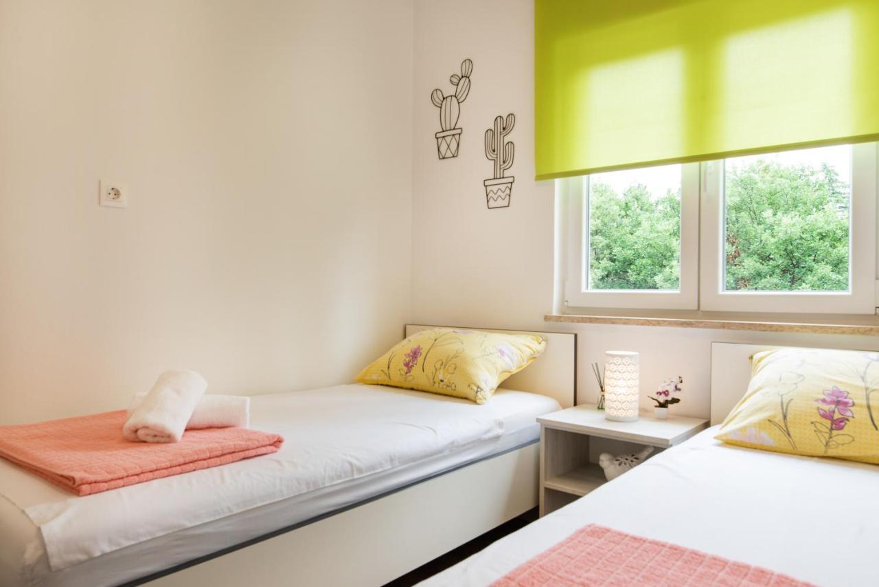 Superior Apartment Sincic Пореч Екстериор снимка